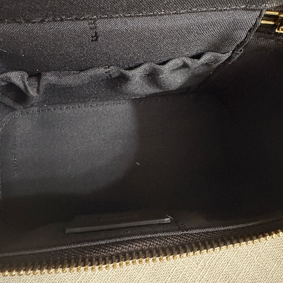 Designer Black and Gold Patterned Women's Bag - Picture 5 of 11